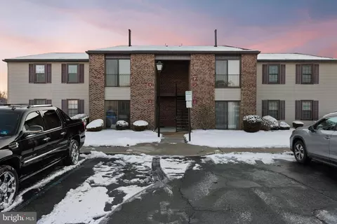 4 Kent Pl, Sewell, NJ 08080
