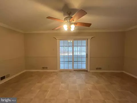 Living - 603 Hudson Ave, Pitman, NJ 08071 photo 3 of 4