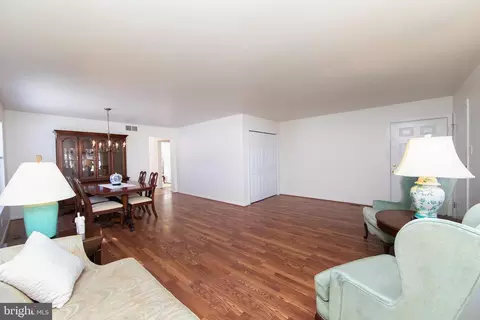 424 Country Way, Mickleton, NJ 08056 photo 5