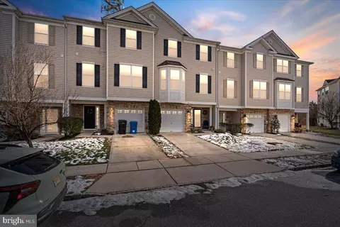 159 Acorn Dr, Mount Royal, NJ 08061