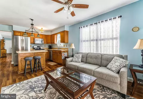 241 Gaunt Dr, Mickleton, NJ 08056