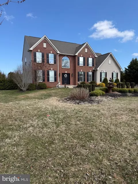 106 Coventry Ln, Swedesboro, NJ 08085