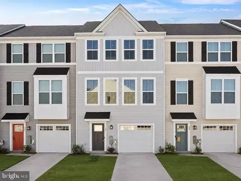 30 Sand Hills Dr, Williamstown, NJ 08094