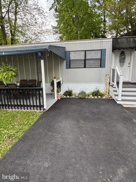 204 Kentucky Ave, Williamstown, NJ 08094