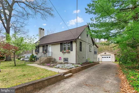 515 N Clinton Ave, Wenonah, NJ 08090