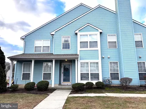 9 Harvest Dr, West Deptford, NJ 08086