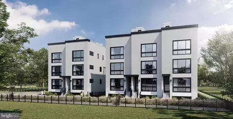 9 S Academy St #B, Glassboro, NJ 08028