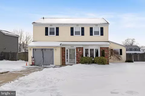 308 Thackeray Ln, Williamstown, NJ 08094