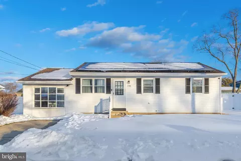 178 Essex, West Deptford, NJ 08086