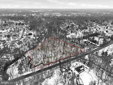 449 Tylers Mill Rd, Sewell, NJ 08080