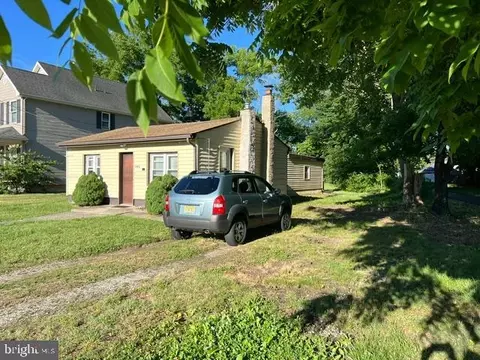 543 Blue Bell Rd, Williamstown, NJ 08094