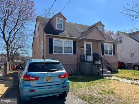 698 Washington Ave, Woodbury, NJ 08096