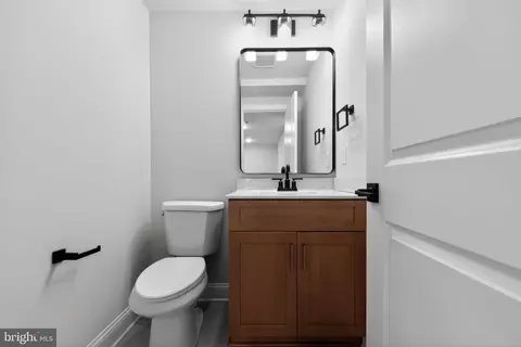 Entry Way - 30 Harmony Rd, Mickleton, NJ 08056 photo 11 of 12