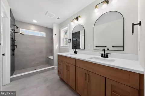 Entry Way - 30 Harmony Rd, Mickleton, NJ 08056 photo 12 of 12