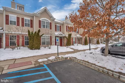 510 Degas Ct, Williamstown, NJ 08094
