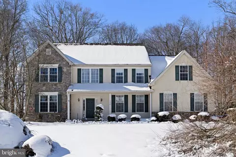 332 Forrest Ln, Swedesboro, NJ 08085