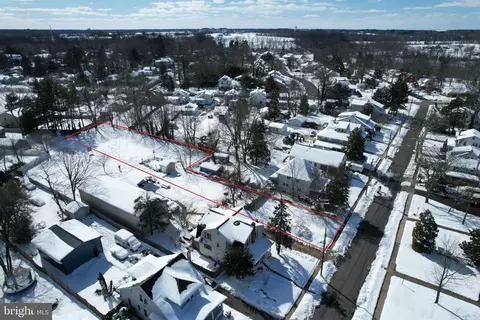 315 Lake Ave, Pitman, NJ 08071