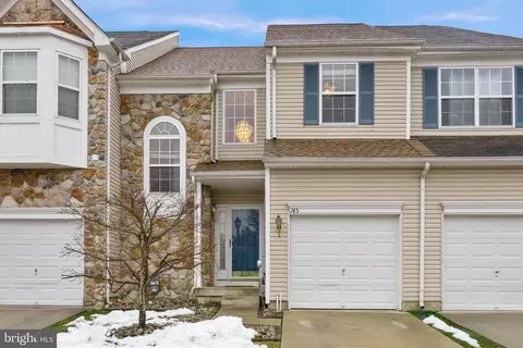145 Chancellor Dr, Woodbury, NJ 08096