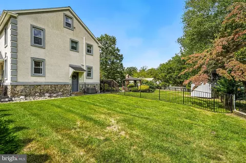 Exterior - 302 Washington Ave, Pitman, NJ 08071 photo 6 of 11