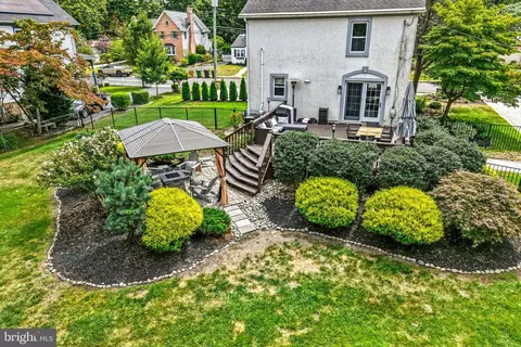 Exterior - 302 Washington Ave, Pitman, NJ 08071 photo 5 of 11