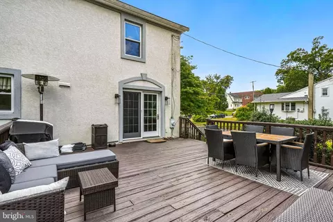 Exterior - 302 Washington Ave, Pitman, NJ 08071 photo 9 of 11