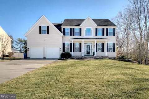 18 Millwood Dr, Mickleton, NJ 08056