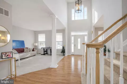 Entry Way - 18 Millwood Dr, Mickleton, NJ 08056 photo 2 of 14