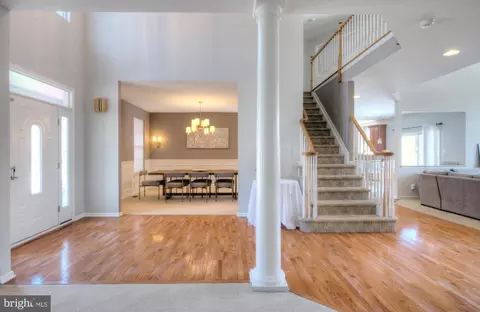 Entry Way - 18 Millwood Dr, Mickleton, NJ 08056 photo 3 of 14