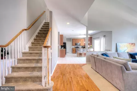 Entry Way - 18 Millwood Dr, Mickleton, NJ 08056 photo 11 of 14