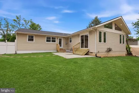 203 Central Ave, Woodbury Heights, NJ 08097