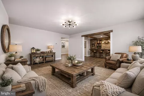 203 Central Ave, Woodbury Heights, NJ 08097