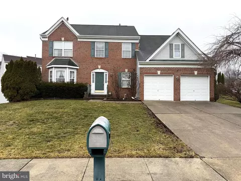 6 Skyhook Cir, Woodbury, NJ 08096