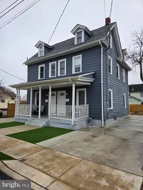 16-18 E Washington St, Paulsboro, NJ 08066