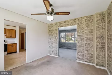 Entry Way - 15 Wright Loop, Williamstown, NJ 08094 photo 4 of 10
