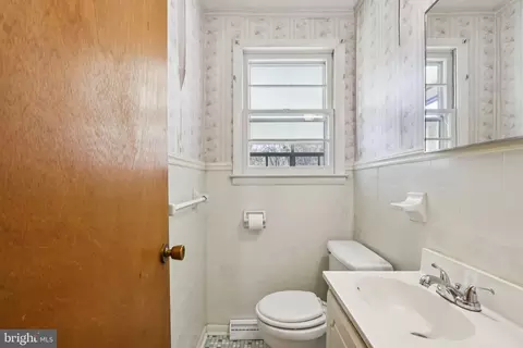 Bath - 15 Wright Loop, Williamstown, NJ 08094 photo 1 of 3