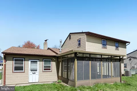 Exterior - 15 Wright Loop, Williamstown, NJ 08094 photo 3 of 11