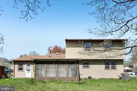 Exterior - 15 Wright Loop, Williamstown, NJ 08094 photo 5 of 11