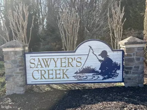 7 Mississippi Trl Trl, Turnersville, NJ 08012