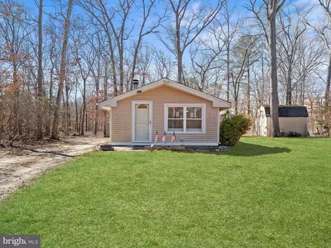 1910 Winslow Rd, Williamstown, NJ 08094