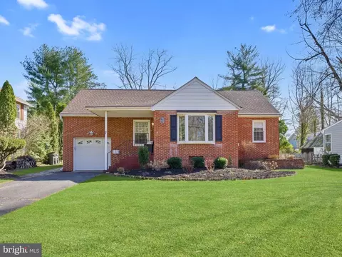 7 S Garfield Ave, Wenonah, NJ 08090