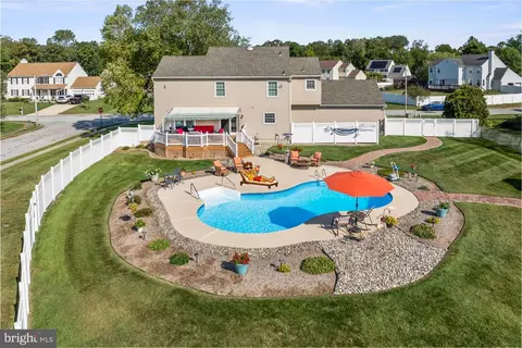 1414 Swan Ln, Mullica Hill, NJ 08062