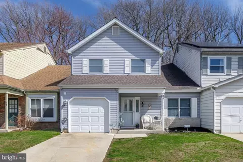 28 Madison St, Swedesboro, NJ 08085