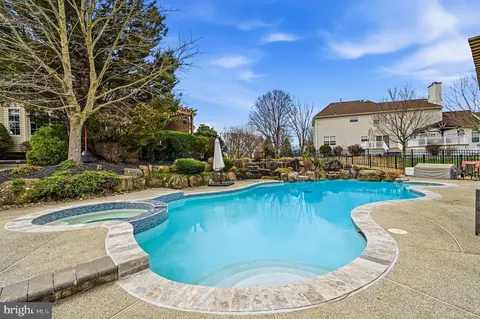 Exterior - 17 Polo Run, Mickleton, NJ 08056 photo 9 of 12
