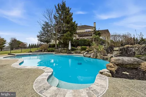 Exterior - 17 Polo Run, Mickleton, NJ 08056 photo 10 of 12