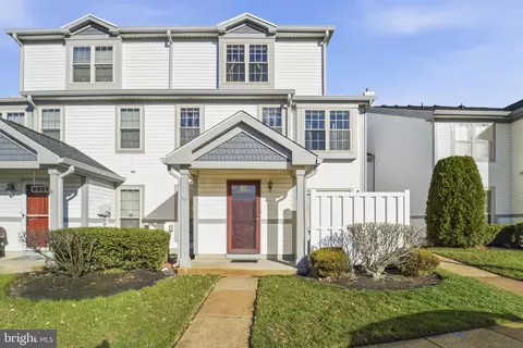 317 Steeplechase Ct, Deptford, NJ 08096