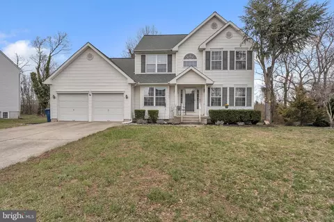 1105 Lafayette St, Williamstown, NJ 08094