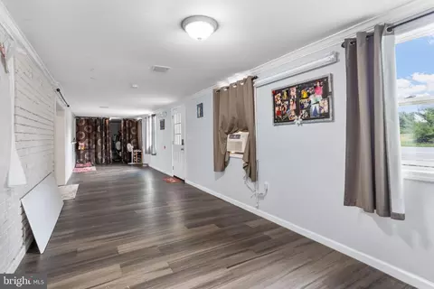 2800 Delsea Dr, Franklinville, NJ 08322