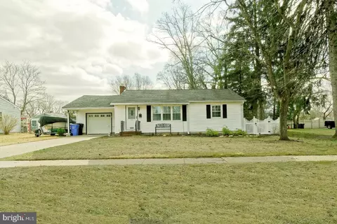 121 Morris Ave, Sewell, NJ 08080