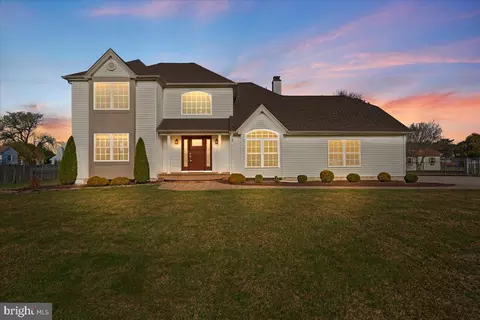 66 Plum Tree Dr, Sewell, NJ 08080