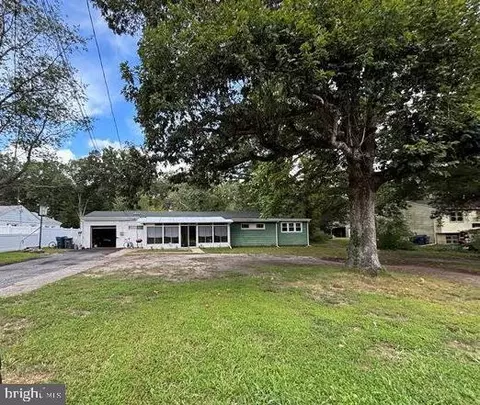1753 Winslow Rd, Williamstown, NJ 08094
